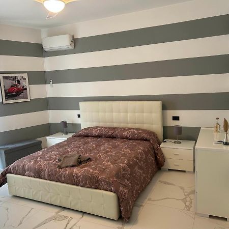 Marconi67 Apartment Desenzano del Garda Exterior foto